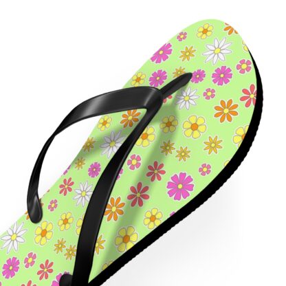 feminine green beach slipper